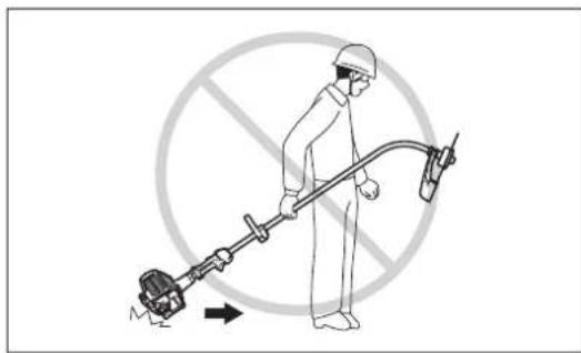 DOLMAR LT27 - Pafyldning af brandstof - 4