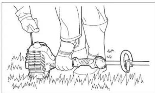 DOLMAR LT27 - Repostaje - 1