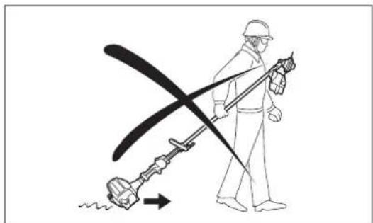 DOLMAR MS248.4C - Repostaje - 4