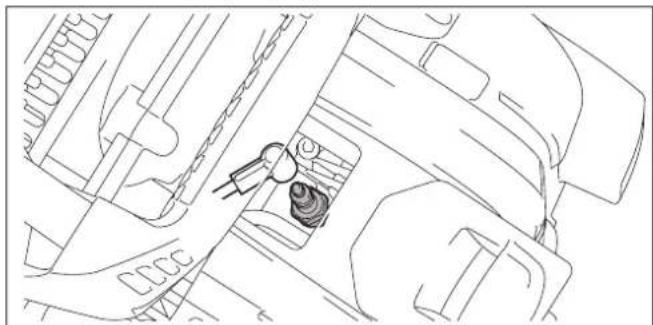 DOLMAR PB7660.4 - Checking the spark plug - 2