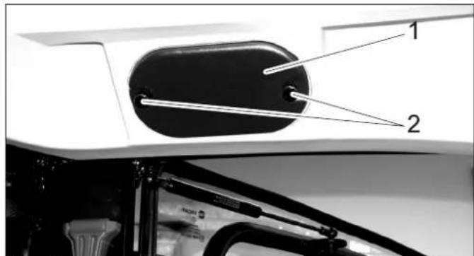 Kärcher MIC 26C Advanced Comfort - Sicherungen am Sicherungskasten der Fahrerkabine auswechseln - 1