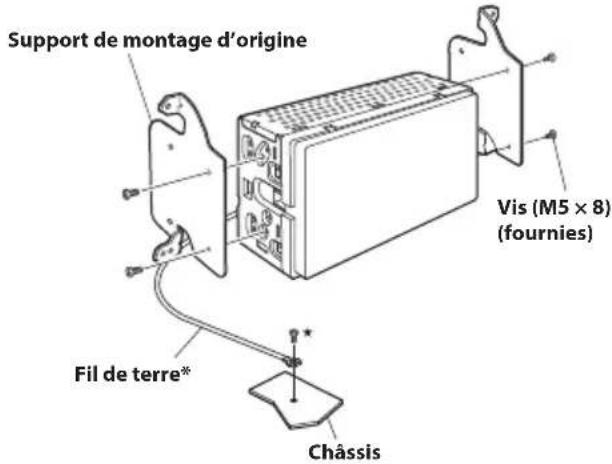 ALPINE iLXW690DU - Montez le support de montage d'origine sur l'appareil en utilisant les vis fournies. - 1