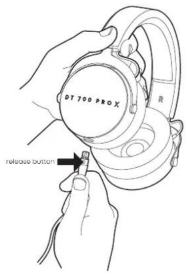 BEYERDYNAMIC DT 700 PRO X - HOW TO CONNECT THE CABLE - 1