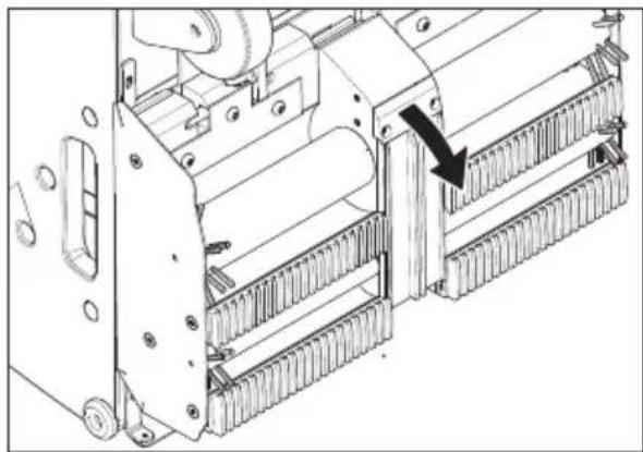 Kärcher BR 4735 Esc - Cambiar el carril guía - 1