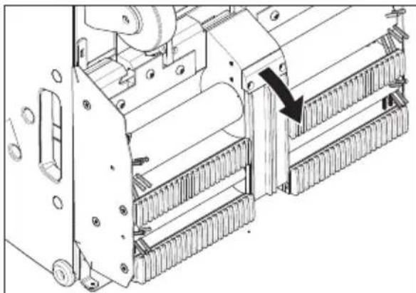 Kärcher BR 4735 Esc - Juhtsiini väljavahetamine - 1