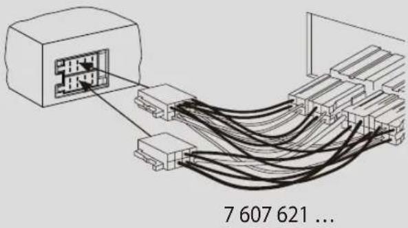 BLAUPUNKT Skagen 370 DAB BT - - Do not connect the vehicle's plug connectors to the radio! - 7