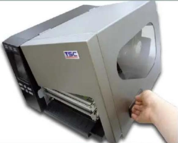 TSC TTP2610MT - Chargement des supports en mode coupe (Option) - 1