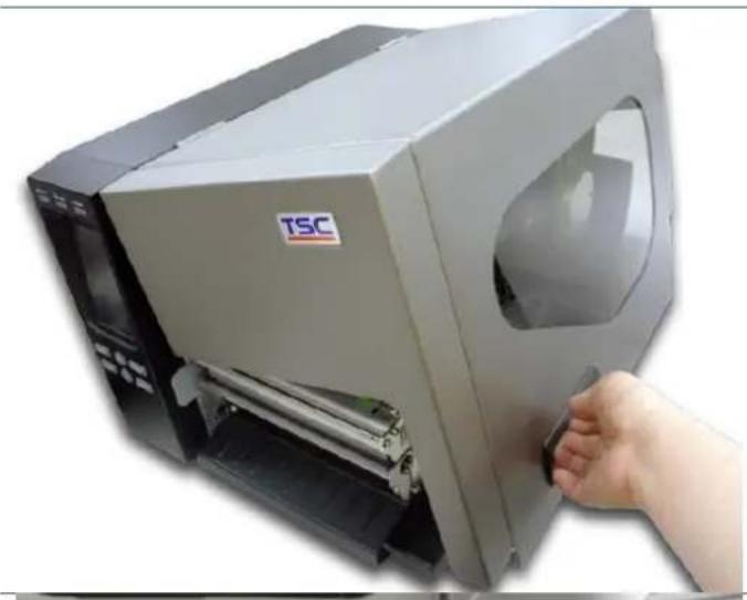 TSC TTP2610MT - Installation du ruban - 1