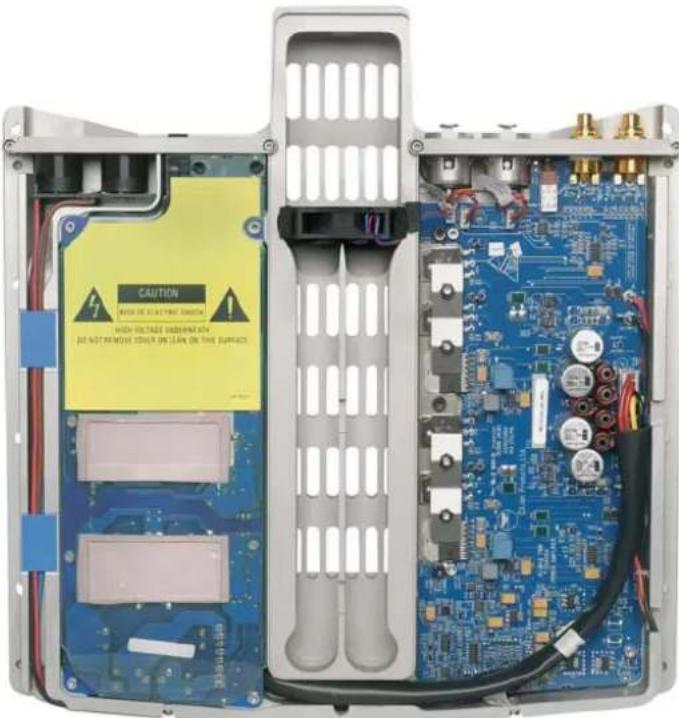 Linn Klimax Twin - A l'intérieur du KLIMAX CHAKRA 500 Twin - 1