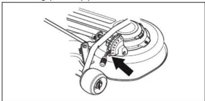 HUSQVARNA R 112iCX - So entfernen Sie das Mähdeck - 1