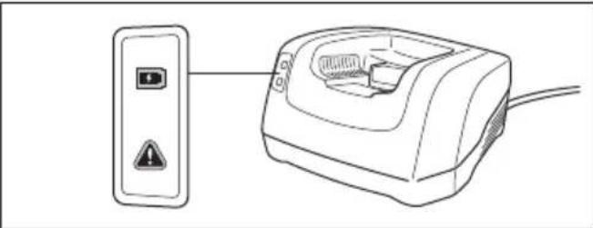 HUSQVARNA S138i - Ladda batteriet - 1