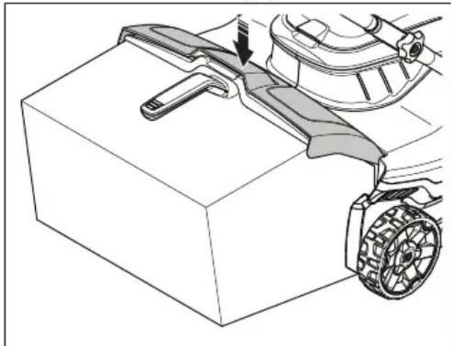 HUSQVARNA S138i - A fügyüjtö doboz felszerelése - 4