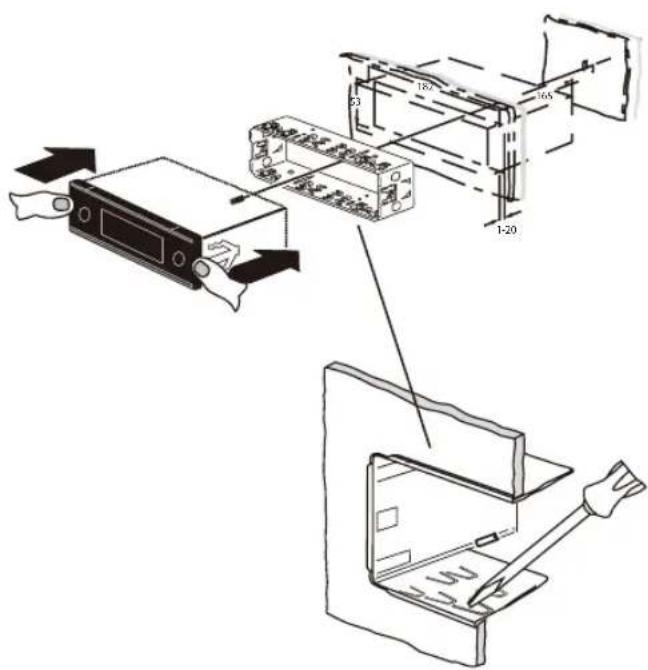 BLAUPUNKT 2001017123461 - Eksterne lydkilder Front AUX-IN stikkontakt - 10