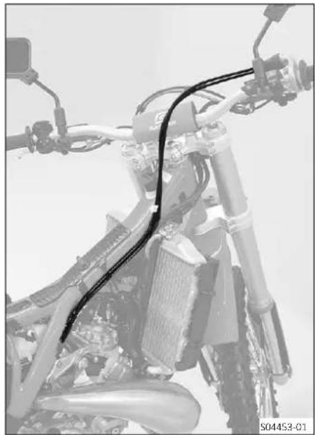 GAS GAS EC 250 (2023) - TRAVAUX D'ENTRETIEN SUR LA PARTIE-CYCLE - 1
