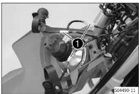GAS GAS EC 250 (2021) - Monter la plaque-phare et le phare - 1