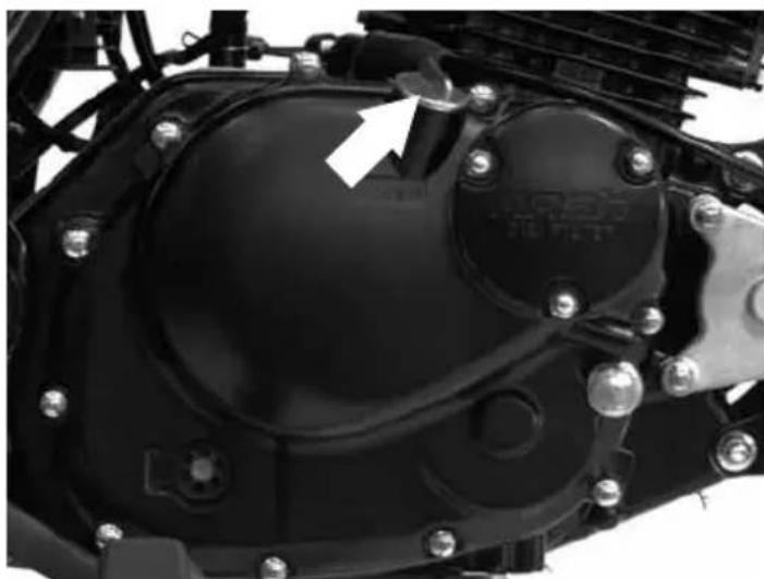 Mash Two Fifty 250cc (2014) - Changement de l'huile moteur et du filtre à huile - 1