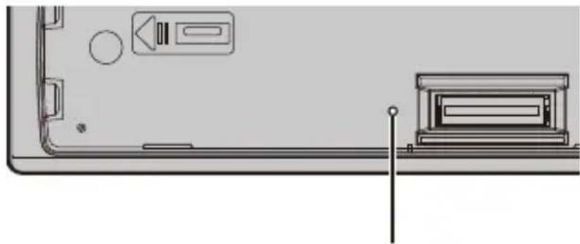 PIONEER DEHS6010BS - Presione el botón RESET con un instrumento punctiagudo de longitud superior a 8 mm. - 1