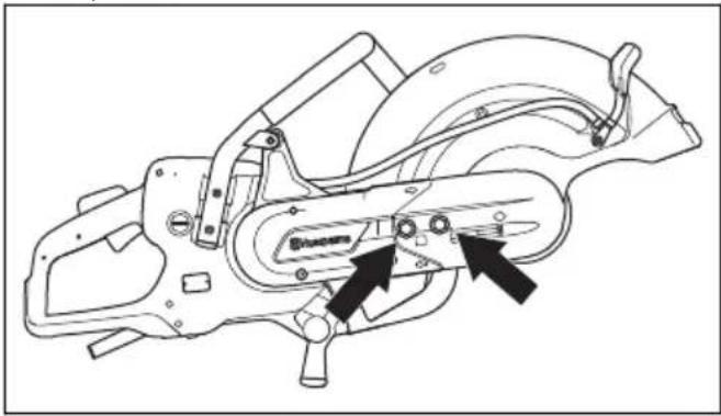 HUSQVARNA K 7000 - Réglage de la tension de la courroie d'entraînement - 2