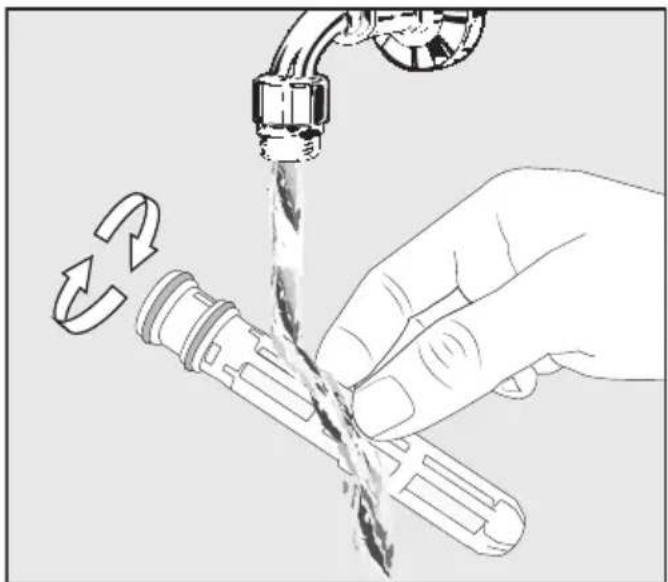 MIELE KF 2982 SF - Nettoyage du filtre à eau à charbon (voir « Accessoires en option ») - 3