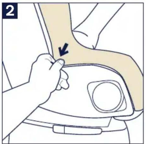 Nuna RAVA - Cleaning the Seat Cover and Harness Pads - 3