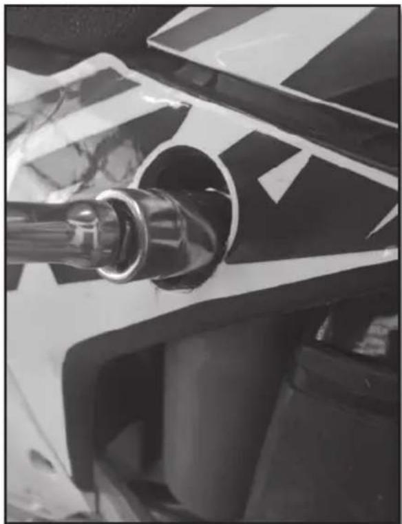 Sherco 250 SEF (2020) - EINSTELLEN DER DRUCKSTUFE DES STOSSDÄMPFERS BEI HOHER GESCHWINDIGKEIT - 2