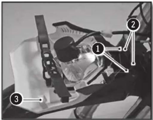 Diagram of a vehicle interior with numbered components, likely for road safety or navigation instructions