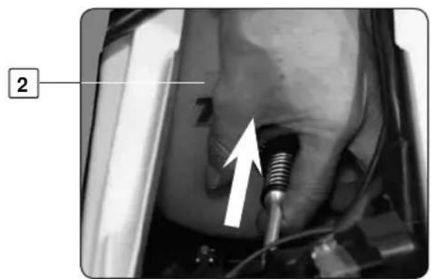 Sherco SE4.5iF (2010) - Cleaning the air filter - 2