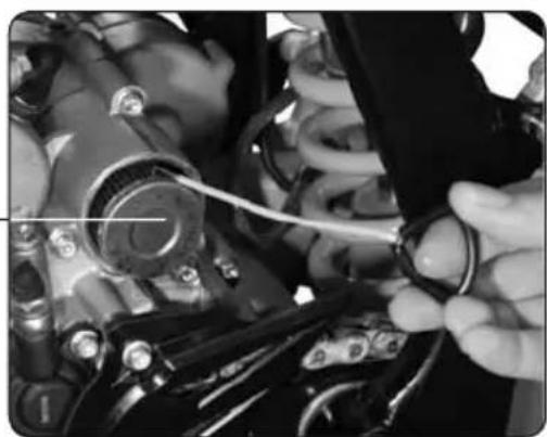 Sherco SE4.5iF (2010) - Compression de la fourche - 2