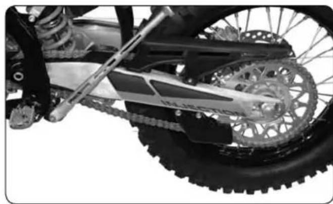 Sherco SE2.5iF (2009) - DRIVE CHAIN TENSION - 1