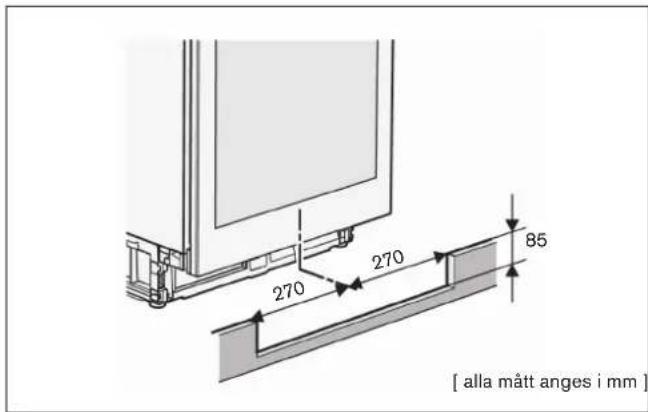 GAGGENAU RW402261 - Montera ventilationsfiltret i sockelpanelen - 1