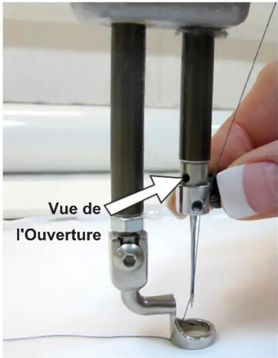 BABY LOCK Regent - Insertion (ou changement) de l'aiguille - 1
