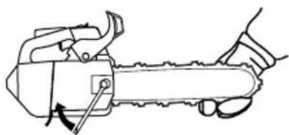 HUSQVARNA T136 - Fitting the bar and chain - 7