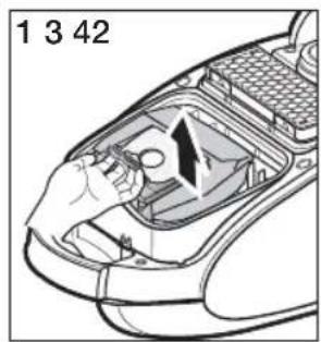 SAMSUNG VC05THNJGBB - CHANGING THE DUST BAG - 1