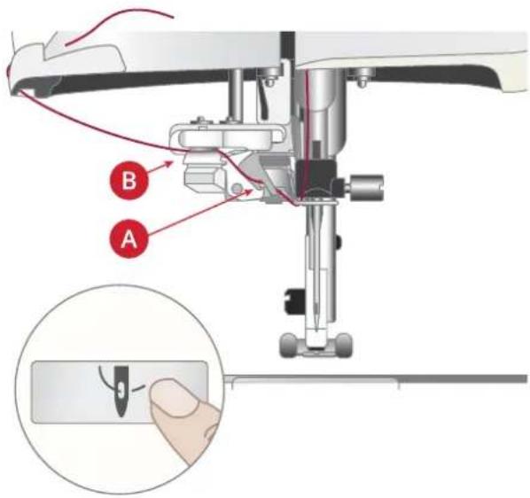 Husqvarna-Viking Designer Ruby 90 - Utilisation de l'enfile-aiguille automatique - 2