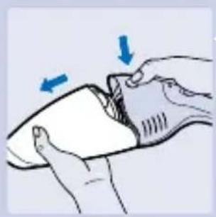 PHILIPS Jack HR6073 - Emptying the dustbag - 1