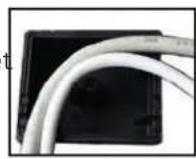 Alden AIO SMART TV HD 24 - Fixation des cables de l'antenne sur I'AIO SMART TV 19" - 1