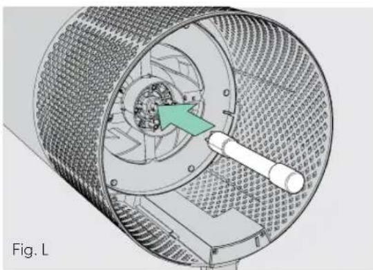 Technical illustration of a mechanical device with internal components and a green arrow indicating direction (no text or symbols)