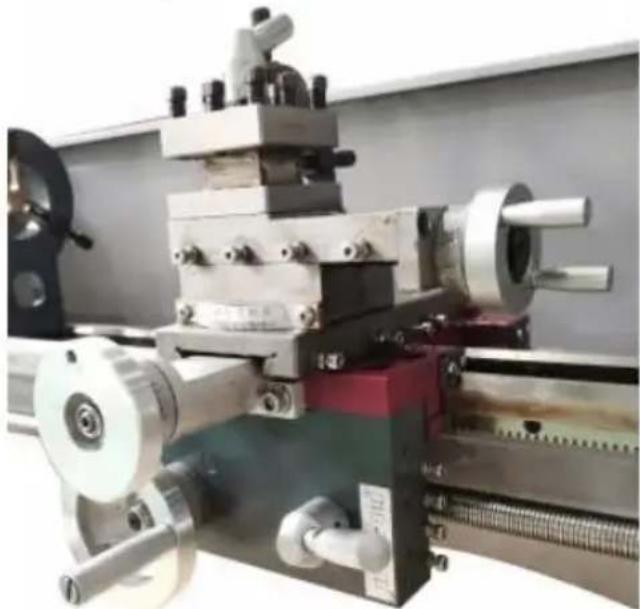 Vevor WM210V - Adjustment of Cross slide - 1