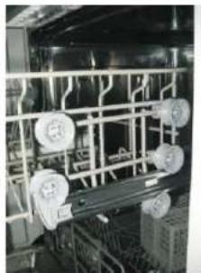 BLAUPUNKT 5VF410NP - Adjusting the Upper Basket - 2