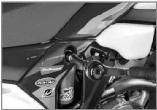 Sherco 125 SE (2022) - RÉGLAGE DE LA COMPRESSION HAUTE VITESSE DE L'AMORTISSEUR - 1