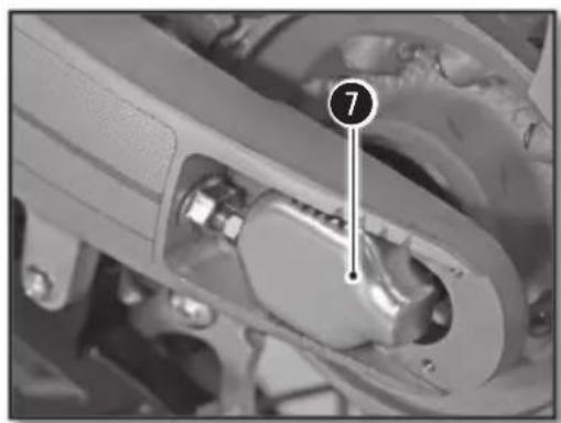 Sherco 125 SER (2019) - ADJUSTING THE CHAIN TENSION - 3