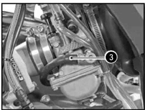 Sherco 250 SER (2019) - DÉMONTAGE DU RÉSERVOIR D'ESSENCE - 2