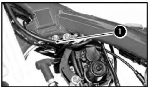 Sherco 250 SER (2019) - REINSTALLING THE FUEL TANK - 1