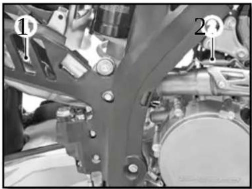 Sherco SE250i (2013) - REMOVING THE REAR SHOCK - 1