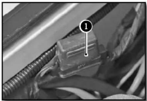 Sherco 250 SEFR (2019) - REPLACING THE FUSE FOR THE LIGHTS (250-300 SEF/R) - 1