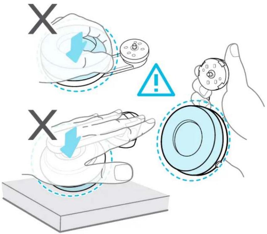 HTC Vive Pro 2 - Retirer les écouteurs du casque - 5