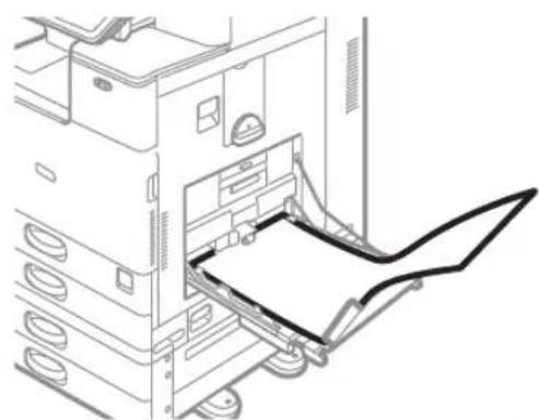 RICOH IM C2000LT - Chargement du papier dans le magasin guide-papier pour pages de garde - 8
