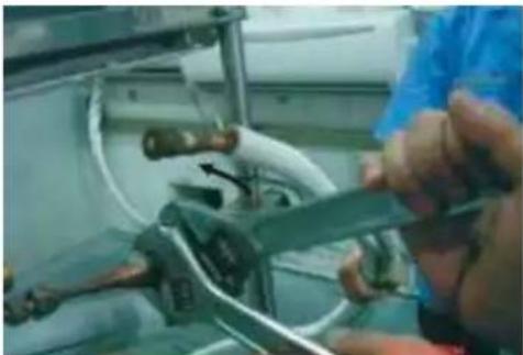 QLIMA SC6153 - De leidingen met koelmiddel aansluiten op de binnenunit - 3