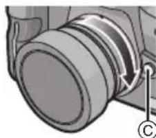 PANASONIC Lumix HF008 - Alignez les repères pour la mise en place de l'objectif Ⓑ (marques rouges) sur le boîtier de l'appareil photo et sur l'objectif, puis tournez l'objectif dans le sens de la - 1