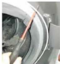 HAIER HWDQ90B416FWB - VERROU de la porte | type 2 OUTILS - tournevis cruciforme, PINCE, tournevis PLAT - 1